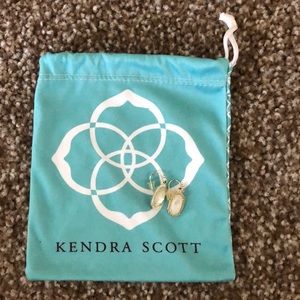 Kendra Scott Lee Gold Drop Earrings In Ivory Pearl